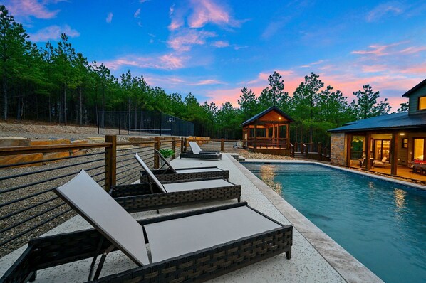 Outdoor pool, a heated pool