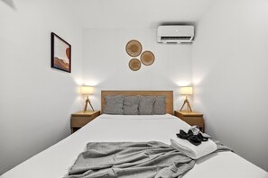 Apartment | 2 bedrooms - Condado Steps From the Beach Nightlife (San Juan)