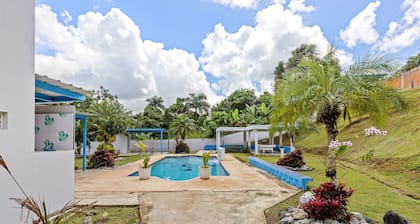 Casa Pausa Serene Mountain Retreat With Pool