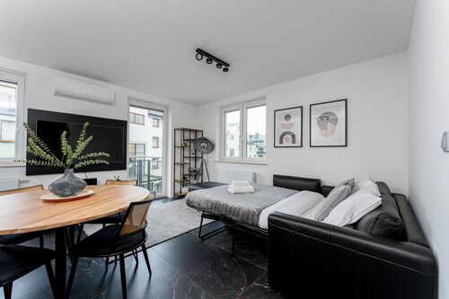 Apartments Deluxe Cannes 51
