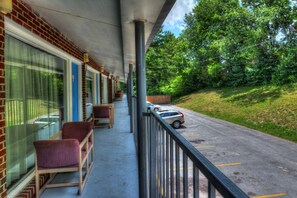 Exterior - Volunteer Inn at Church Hill near Kingsport (Church Hill)