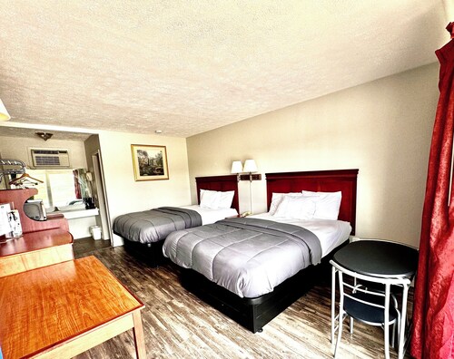 Volunteer Inn at Church Hill