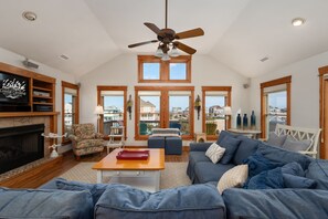 Smart TV, fireplace - Saltwater Solace: Oceanside, Private Pool, Elevator, Hot Tub, Pool Table (Nags Head)