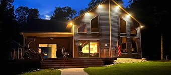 Stunning 4-bedroom lakefront cottage on the Crooked lake chain.