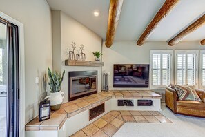 TV connectée, cheminée