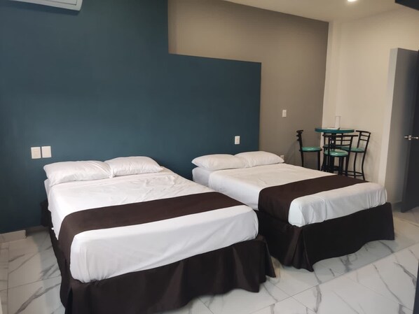 Habitación básica doble | Wifi gratis 