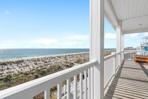 Property grounds - "Whale of a Time" is a 5 Bedrooms, 4 Bathrooms, Oceanfront, Elevator (Oak Island)
