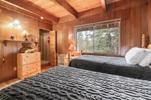 3 bedrooms, free WiFi, bed sheets