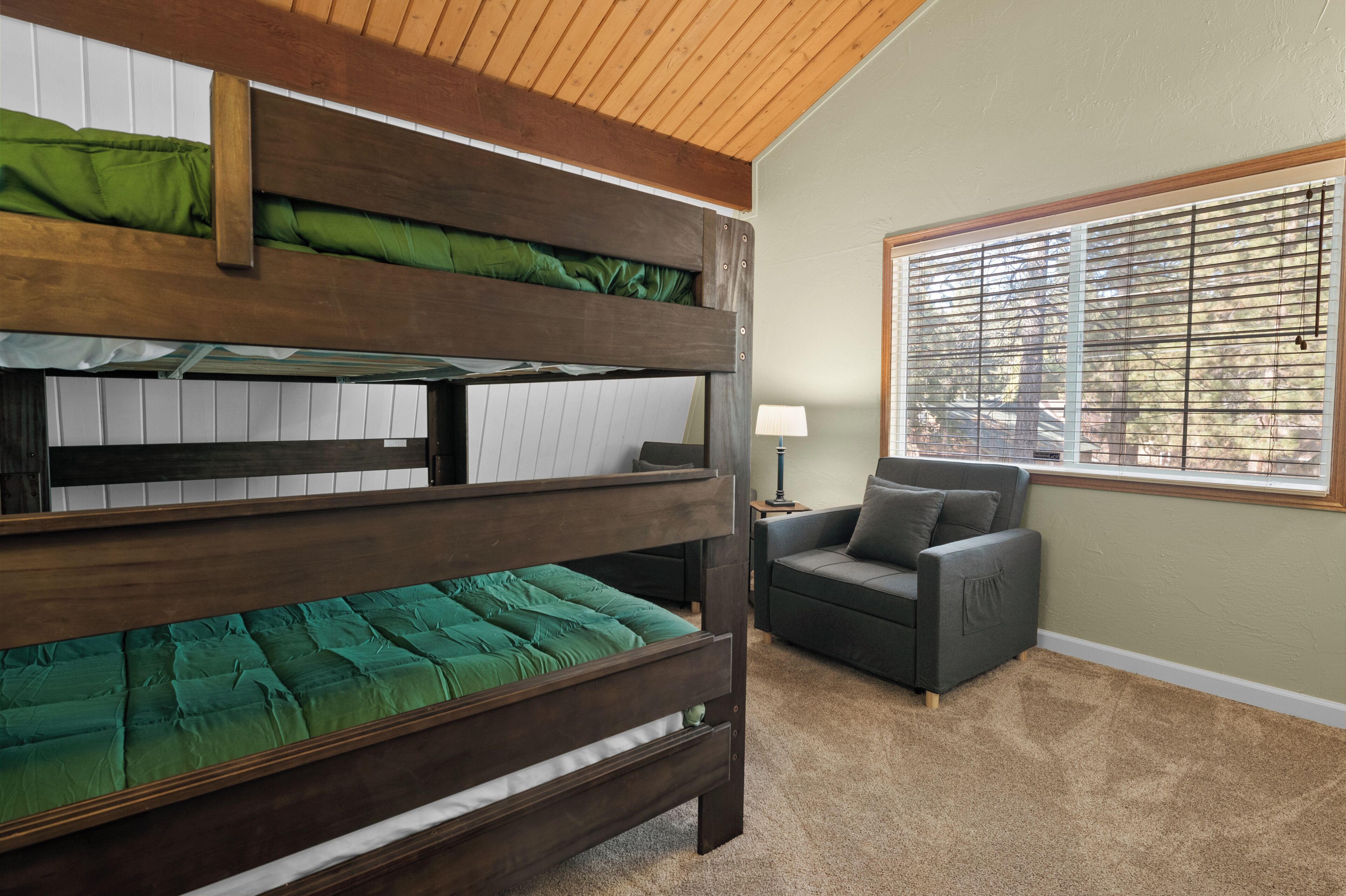 2 habitaciones, wifi gratis y ropa de cama 