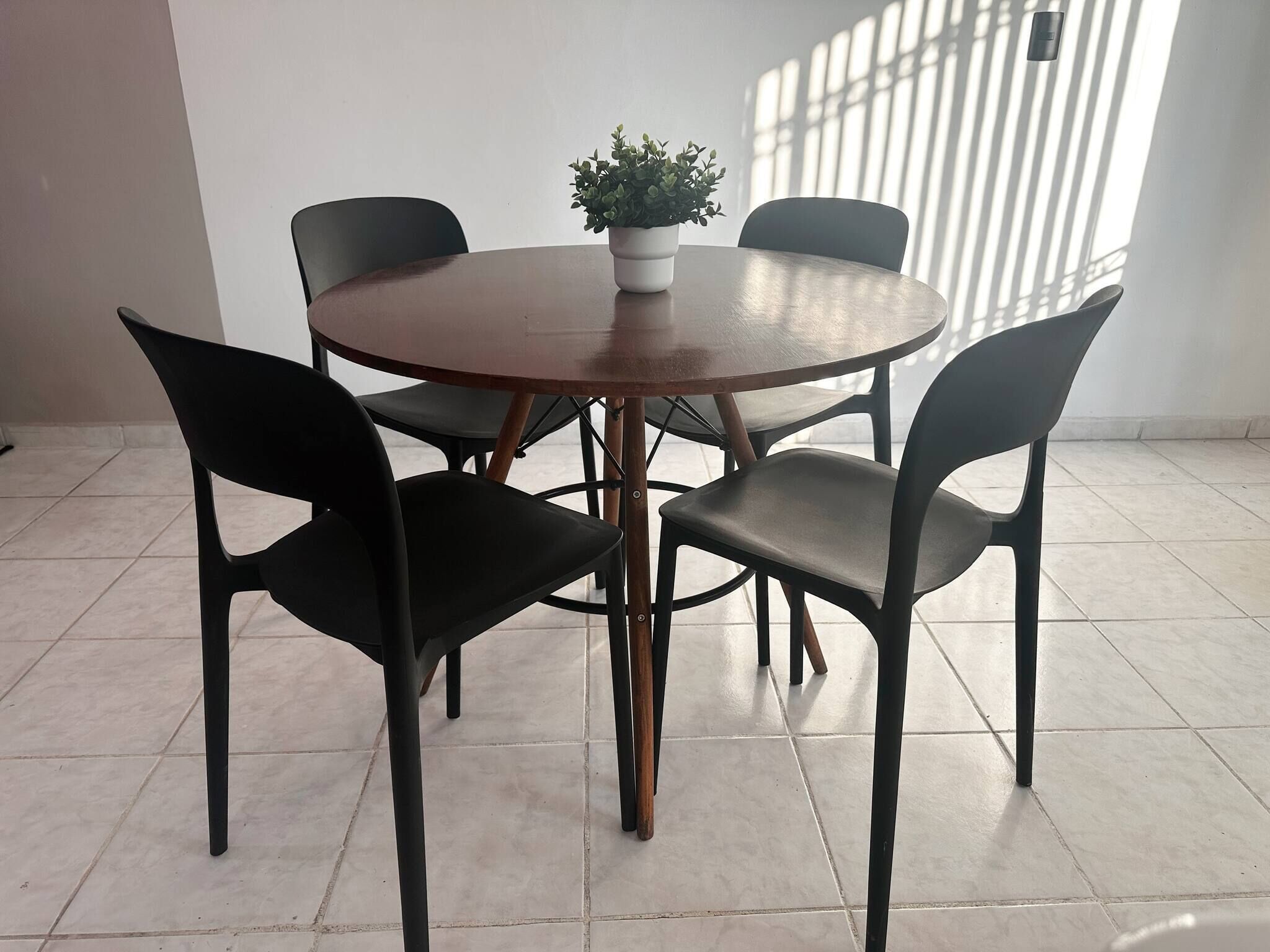 Departamento, 2 habitaciones, con acceso para personas discapacitadas | Restaurantes