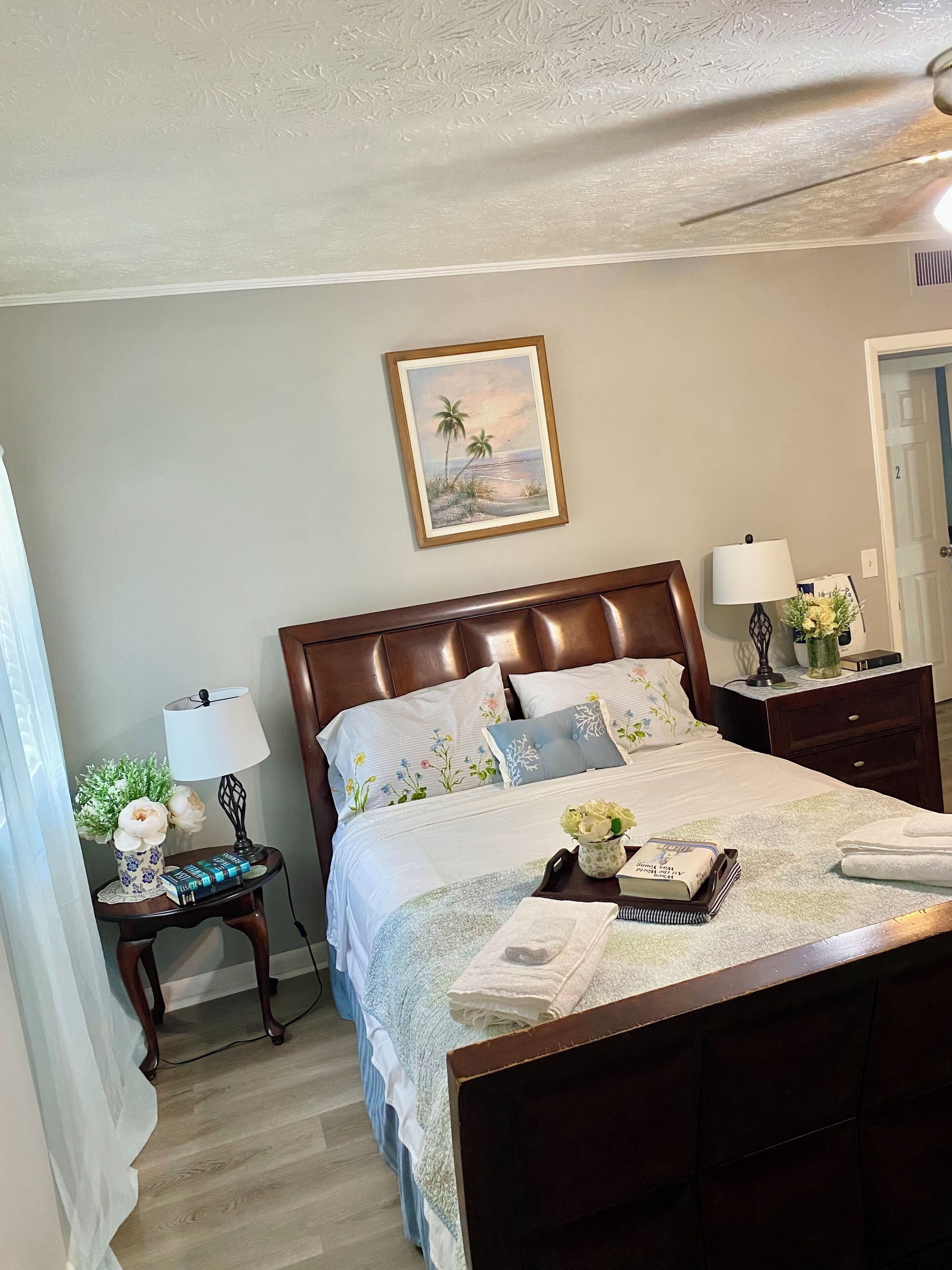 4 多间卧室、熨斗/熨衣板、免费 WiFi、床单