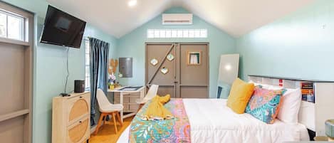 Bureau, fer et planche Ă repasser, accĂšs au Wi-Fi (inclus)