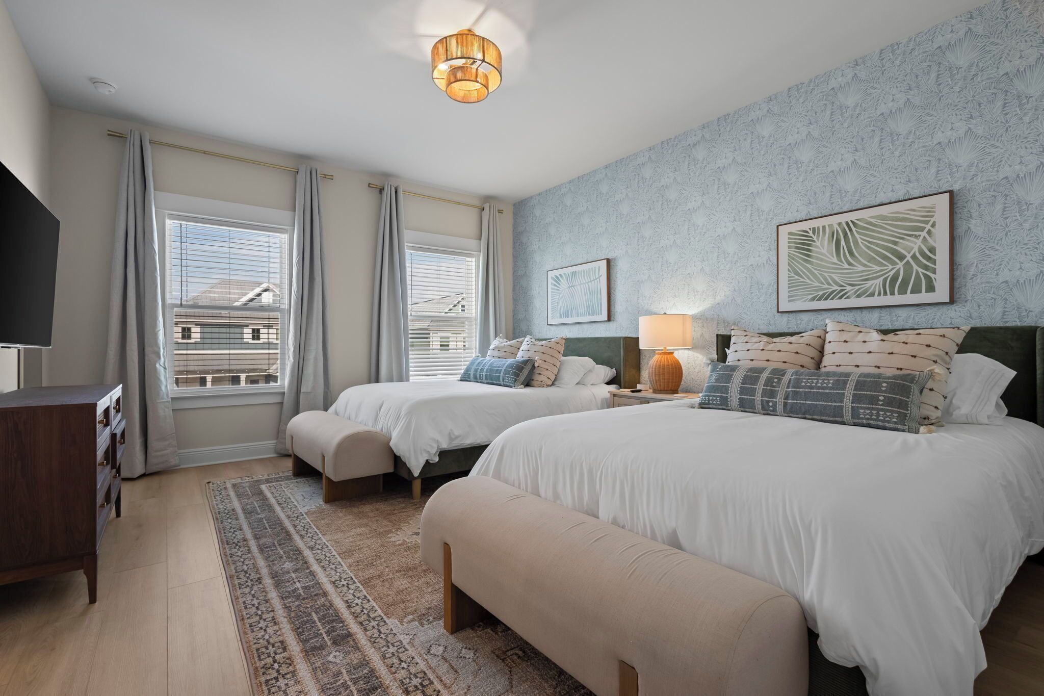 4 Schlafzimmer, Schreibtisch, Bügeleisen/Bügelbrett, kostenloses WLAN