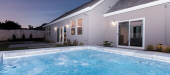 Foothills Farmhouse: Your Home Away from Home