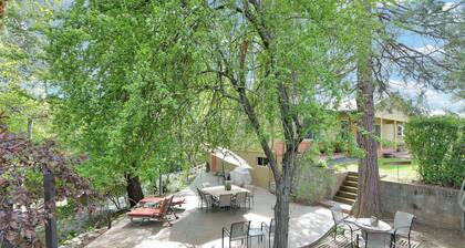 House on Main: Your Perfect Murphys Getaway