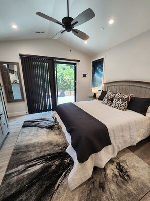 3 chambres, fer et planche à repasser, Wi-Fi gratuit, draps fournis