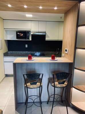Private kitchen - Brand-New Luxury 3 BR Apartment (Insignia City)