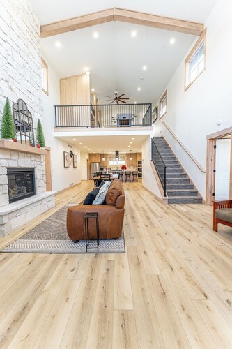 New barndominium with a theater room, AC, large gourmet kitchen with views