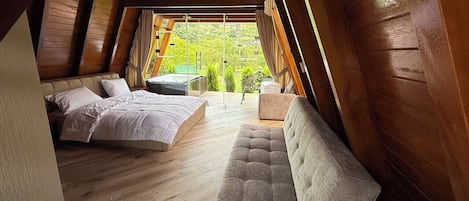 Luxury Cabin, Courtyard View | 1 bedroom, in-room safe, individually decorated, individually furnished