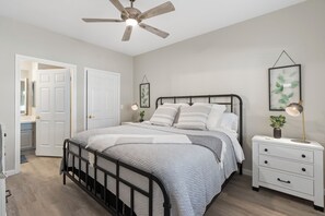 2 bedrooms, WiFi, bed sheets - Cozy Elegant 2-bedroom condo lovely Scottsdale (Scottsdale)