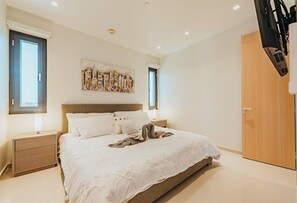 2 slaapkamers, een strijkplank/strijkijzer, wifi, beddengoed