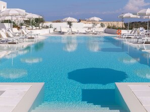 Pool - Capo Falcone Charming Apartment by Interhome (Stintino)