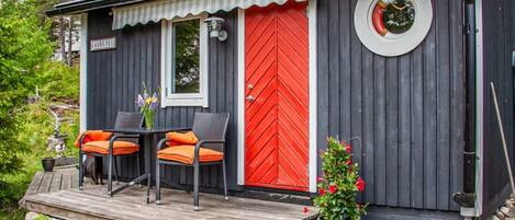 House | Outdoor dining