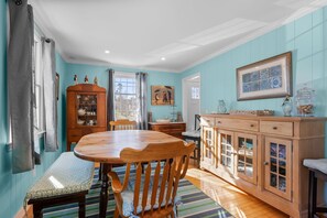 Dining - Relaxing Town Neck Home Near Beach (Sandwich)