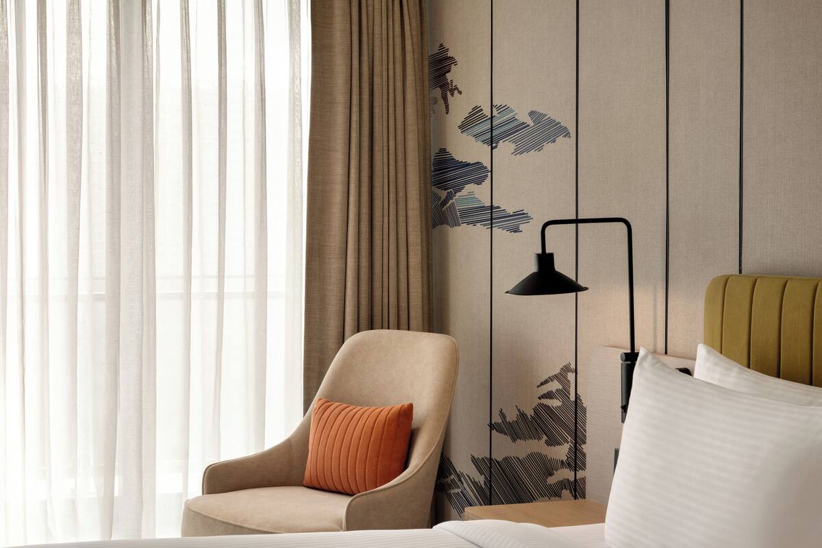 Sábanas de algodón egipcio, ropa de cama de alta calidad y minibar 