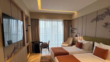 Standard-Zweibettzimmer, 2 Einzelbetten | Bettwäsche aus ägyptischer Baumwolle, hochwertige Bettwaren, Minibar