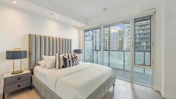 Business-suite - byudsigt | 1 soveværelse, arbejdsområde til bærbare computere, mørklægningsgardiner