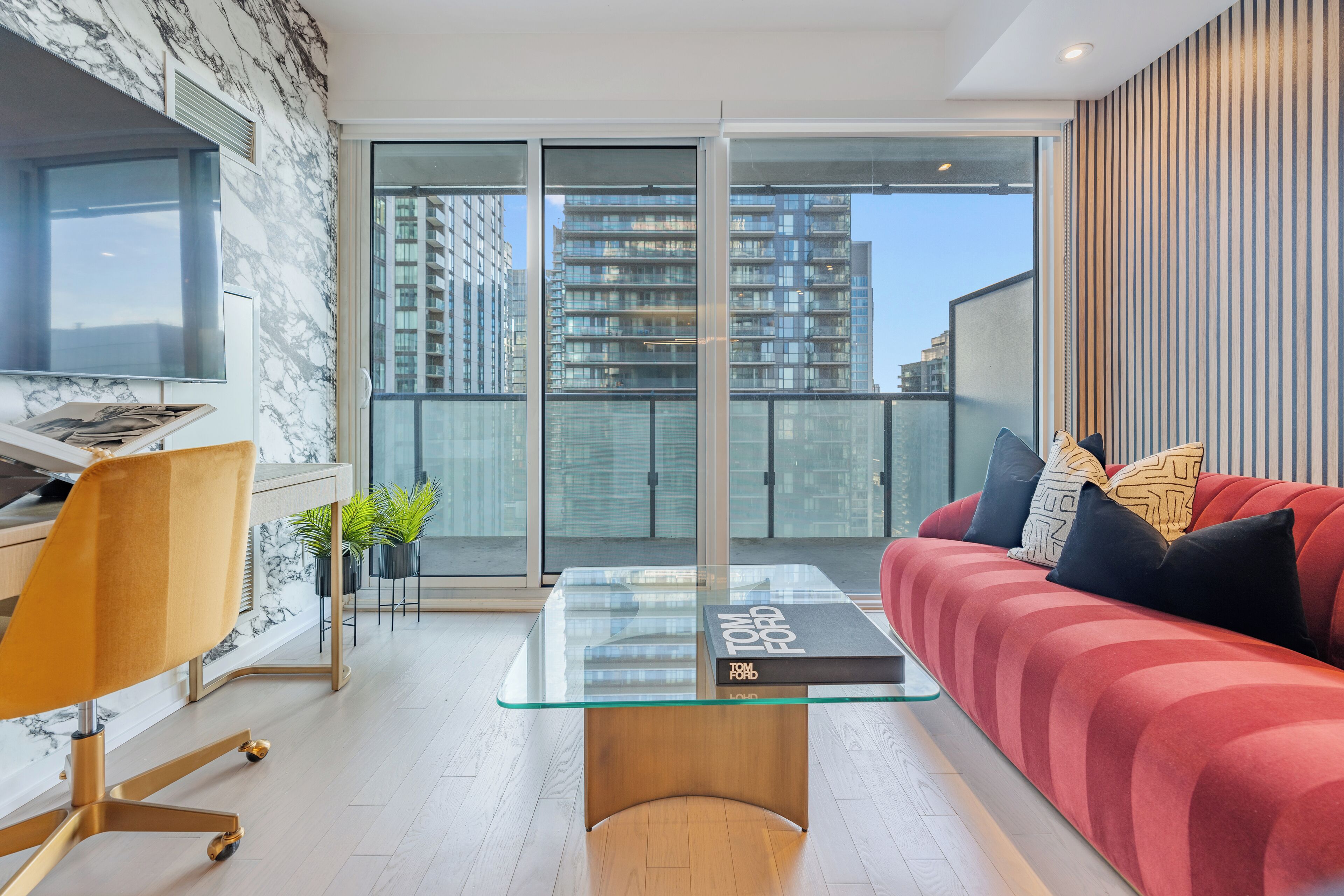 Business Suite, City View | Living area | 65-inch Smart TV with digital channels