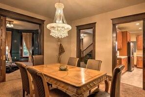 Dining - The Gatsby House: A Historic Gem! (Terre Haute)