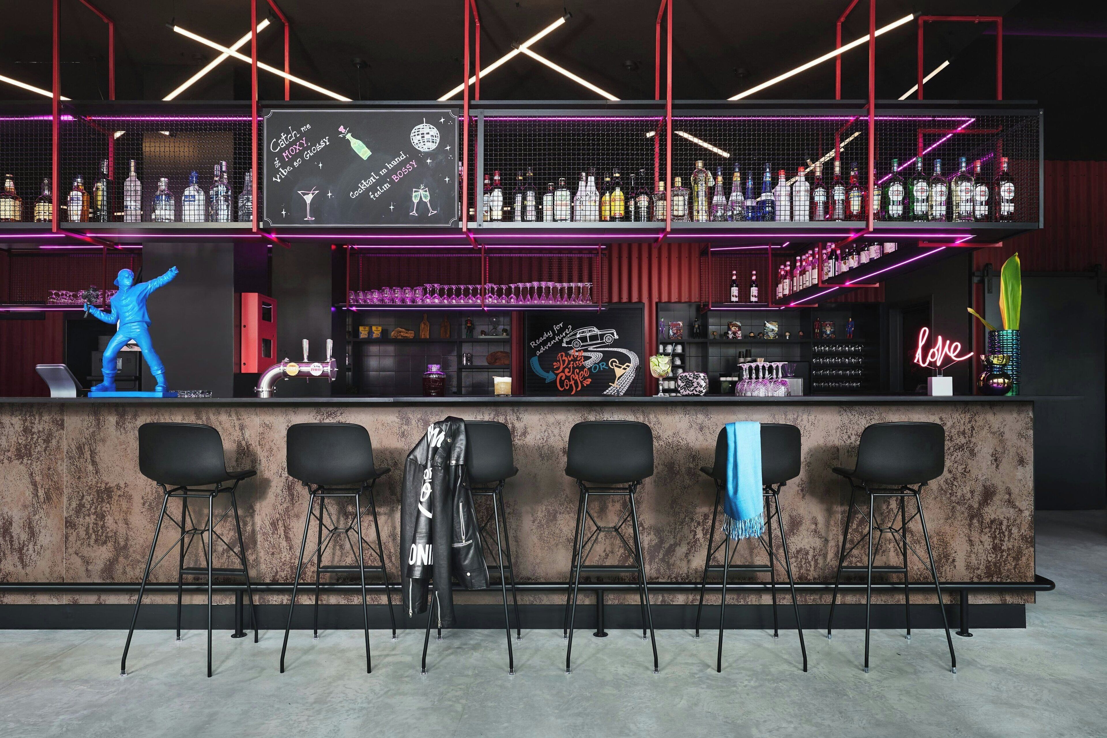 Foto - Moxy Warsaw City