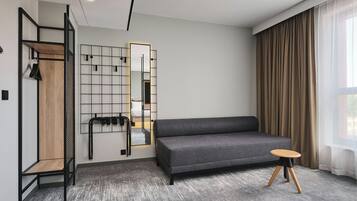 Chambre Deluxe, 1 grand lit et 1 canapé-lit | Bureau, lit parapluie, Wi-Fi gratuit, draps fournis