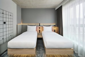 Room, 2 Twin Beds | Desk, travel crib, free WiFi, bed sheets