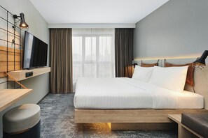 Room, 1 Queen Bed - Moxy Warsaw City (Warsaw)