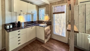 Private kitchen - Le Sapin Cabin (Osséja)