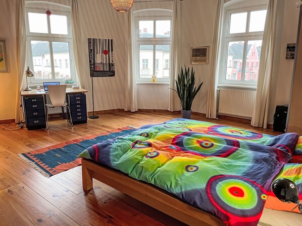 1 habitación, escritorio y wifi 