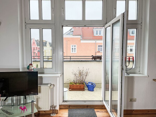 Interior - Regenbogen by Interhome (Berlin)