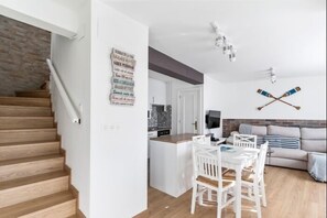 Interior - La Terraza de Ribadesella - country house in Ribadesella, Northern Spain (Ribadesella)