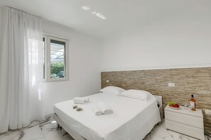 2 bedrooms, Internet, bed sheets - Pino 6 - 2 bedrooms Near The Sea, Nardò, Italy (Nardò)