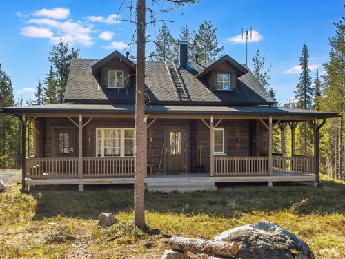 Kiehtäjän kuohu by Interhome