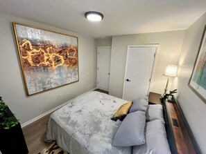 3 soverom, wi-fi (inkludert) og sengetøy