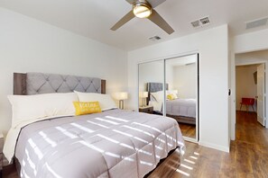 4 Schlafzimmer, Bügeleisen/Bügelbrett, Internetzugang, Bettwäsche