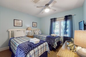 3 quartos, ferros/tábuas de passar roupa, Wi-Fi, roupa de cama