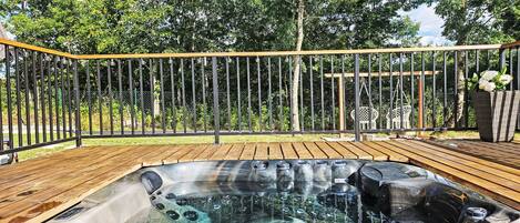 Bain à remous extérieur