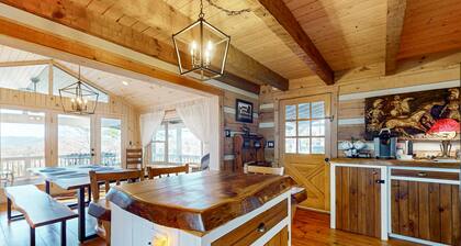 Peaceful retreat with stunning mountain views and modern amenities