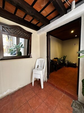 Interior - El Aventurero GT (Antigua Guatemala)