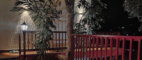 ลานระเบียง/นอกชาน